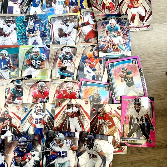 Mixed TOPPS and PANINI Chrome Holo NFL Football Players Sports Cards Lot 100+ - Picture 10 of 12